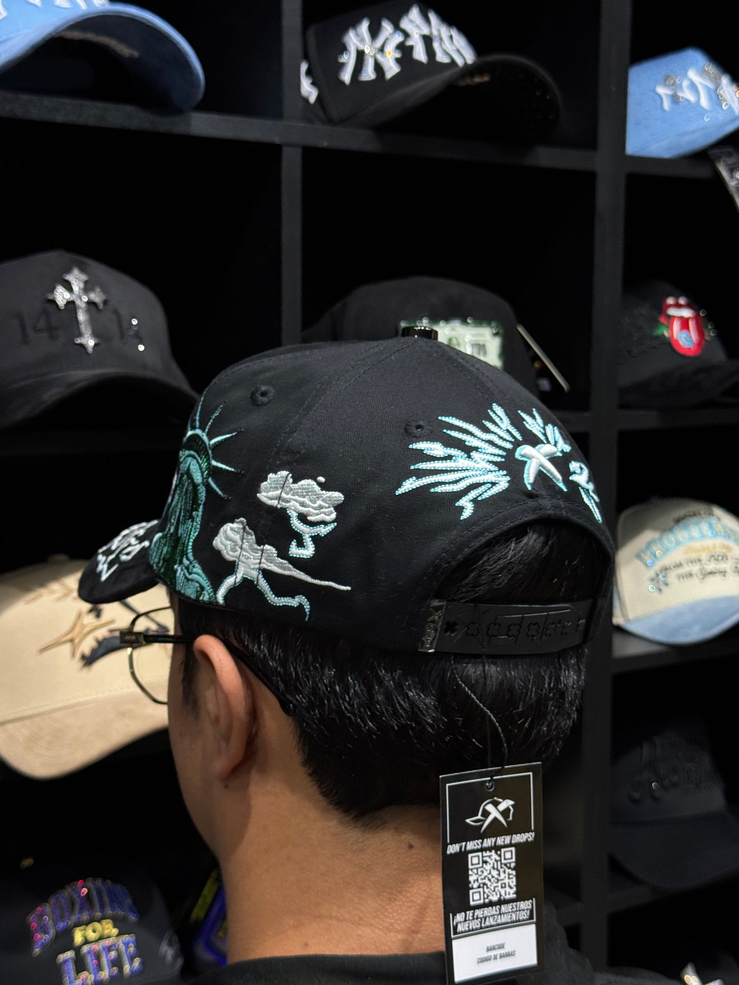 X Caps