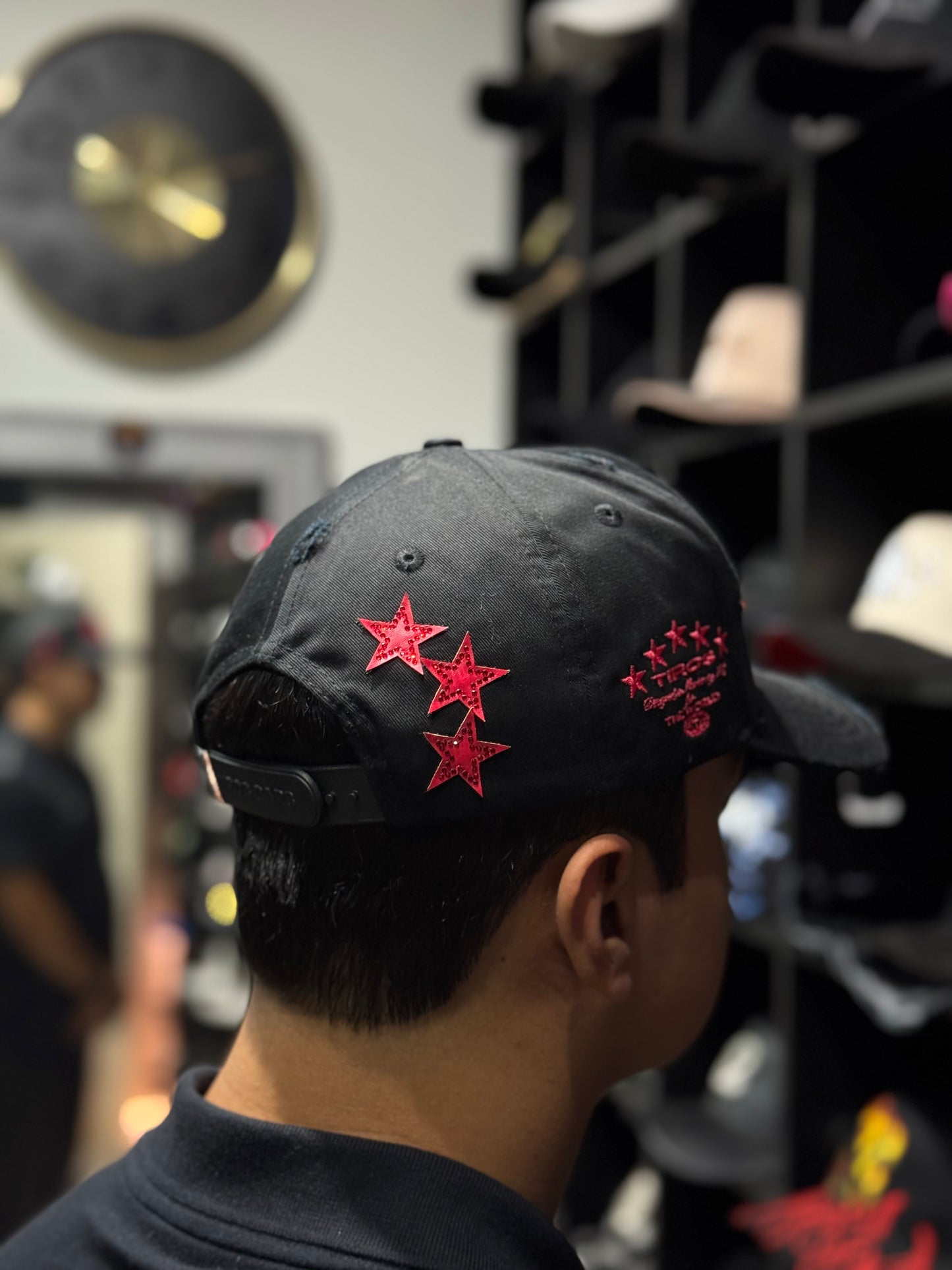 El tiros caps